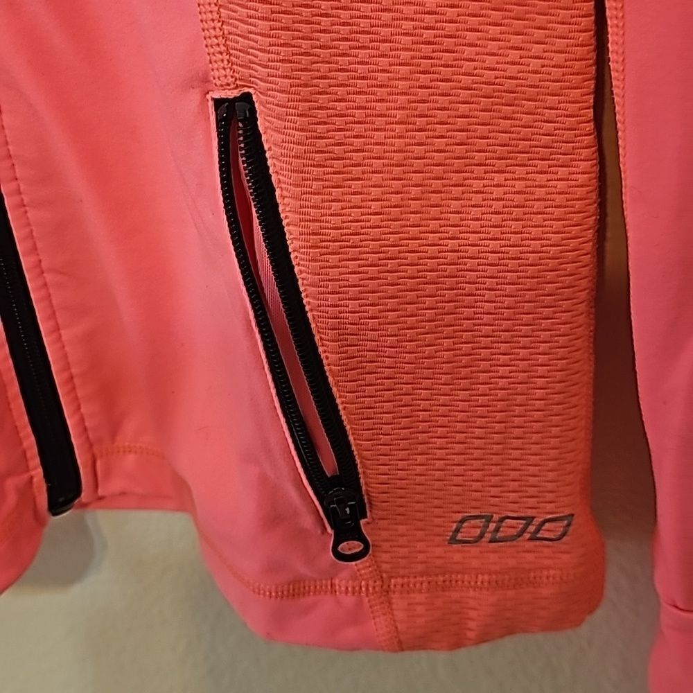 Lorna Jane jacket medium - Picture 5 of 11